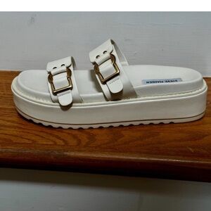 Steve Madden Women's White Platform Sandals sze 9